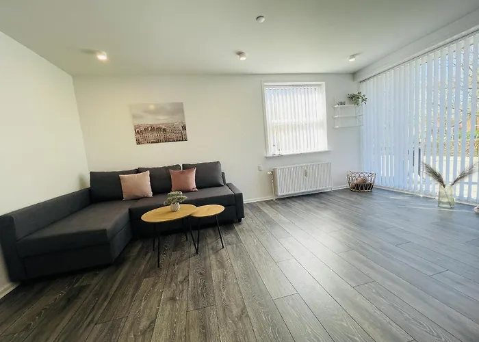 Aday - Elegant Apartment With Terrace